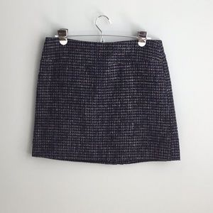 Black and blue tweed like skirt